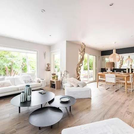 Apartment Macany Hyeres